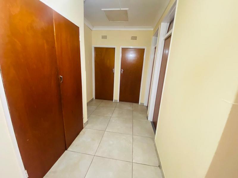 To Let 5 Bedroom Property for Rent in Kathu Northern Cape